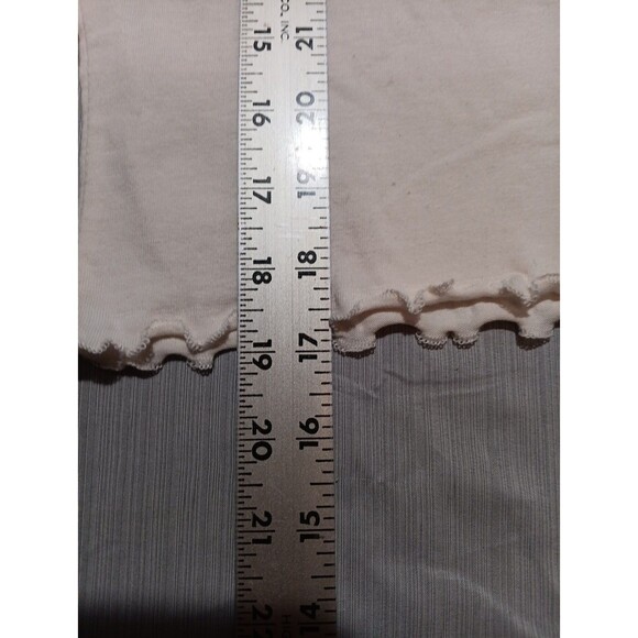 NWT TRUE RELIGION Winter White Applique Logo Long Sleeve Baby Tee Size XLarge - Picture 2 of 3